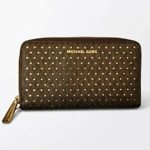 Michael Kors Perforated Star Phone Wallet